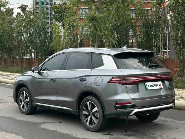 BYD Song Pro — Фото автомобиля 4