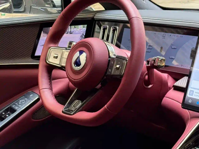 Denza Z9GT — Фото автомобиля 7