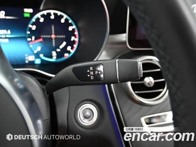 Mercedes-Benz C-Class — Фото автомобиля 15