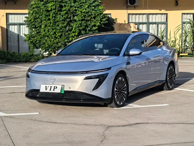Nissan N7 — Фото автомобиля 2