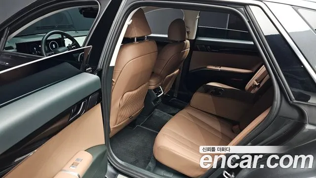 Hyundai Grandeur Grandeur (GN7) 2.5 Бензин 2WD — Фото автомобиля 12