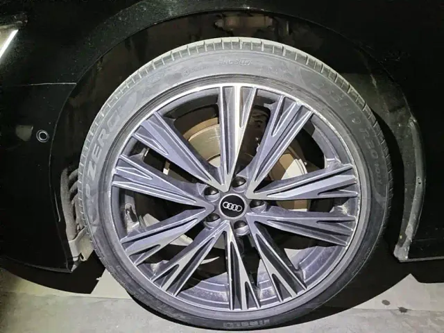 Audi A6L — Фото автомобиля 7