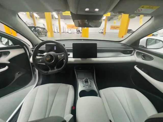 BYD Seal 05 DM-i — Фото автомобиля 4