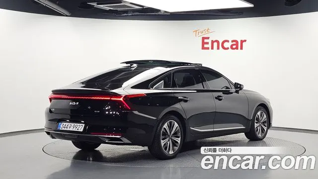 Kia K8 Hybrid — Фото автомобиля 2