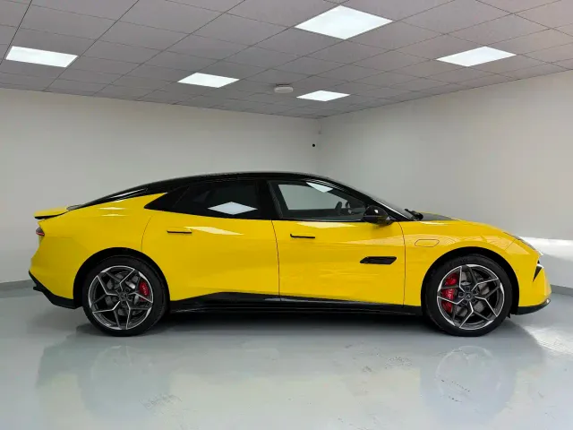 Lotus Emeya — Фото автомобиля 3