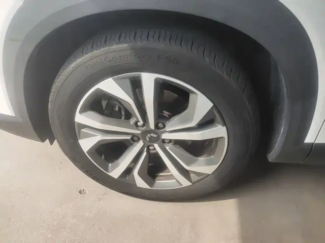 Wuling Asta — Фото автомобиля 22