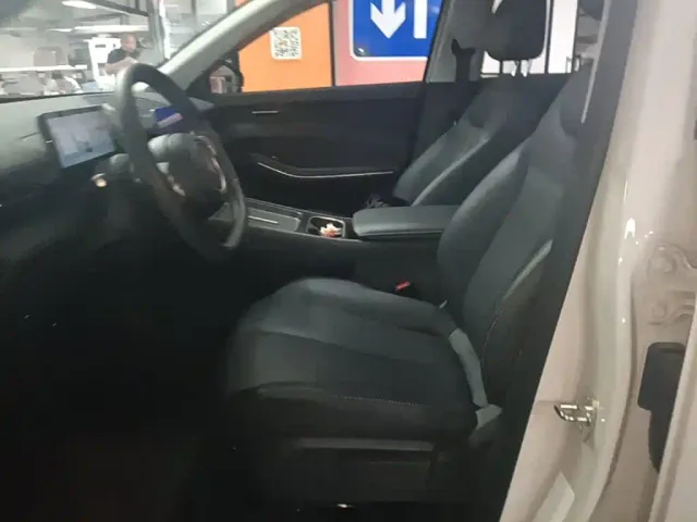 Baojun Yunhai — Фото автомобиля 14