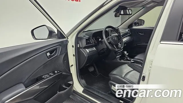 KG_Mobility_Ssangyong TIBOLI Very New Tivoli Бензин 1.5 2WD — Фото автомобиля 10