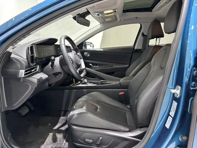Hyundai Elantra — Фото автомобиля 7