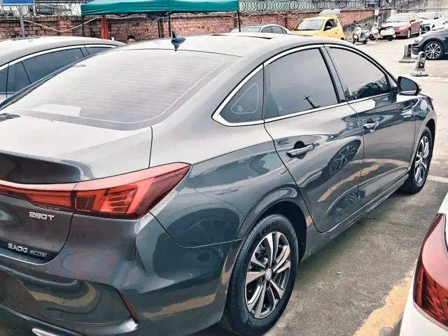 Changan Eado — Фото автомобиля 15