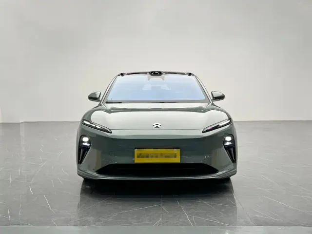 Nio ET5 Touring — Фото автомобиля 2