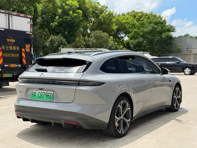 Nio ET5 Touring — Фото автомобиля 18