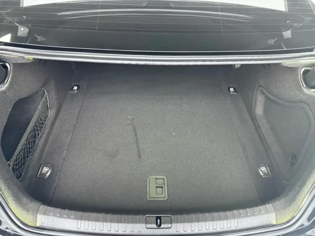 Audi Audi A6L 2022 40 TFSI Luxury Dynamic — Фото автомобиля 30