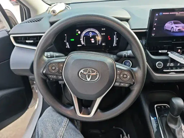 Toyota Corolla — Фото автомобиля 10