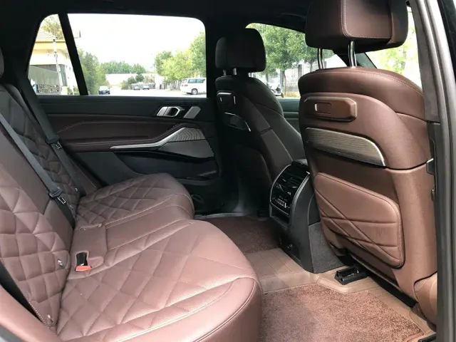 BMW X5 — Фото автомобиля 13