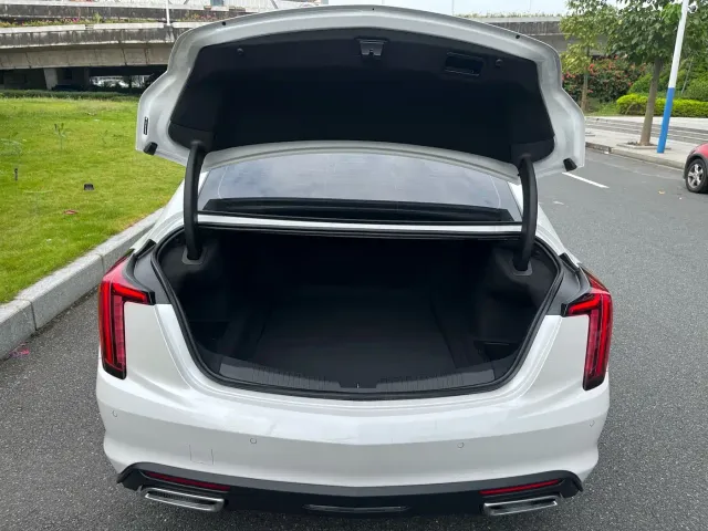 Cadillac CT5 — Фото автомобиля 21