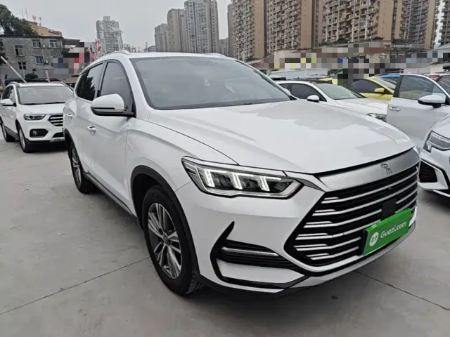 BYD Song Pro — Фото автомобиля 3