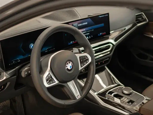 BMW 3 Series — Фото автомобиля 14