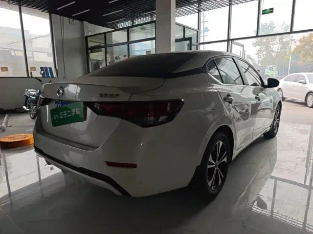 Nissan Sylphy — Фото автомобиля 6