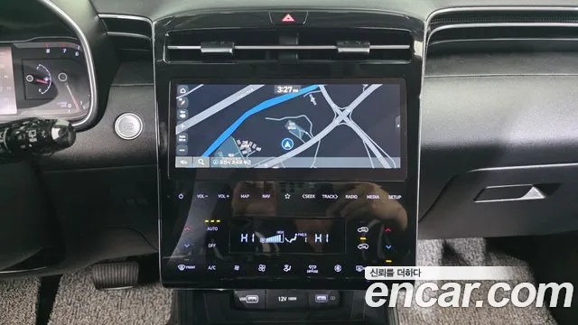 Hyundai Tucson Tucson (NX4) Бензин 1.6 турбо 2WD — Фото автомобиля 14