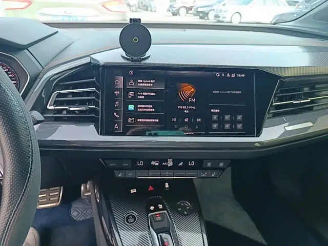 Audi Q4 e-tron — Фото автомобиля 12