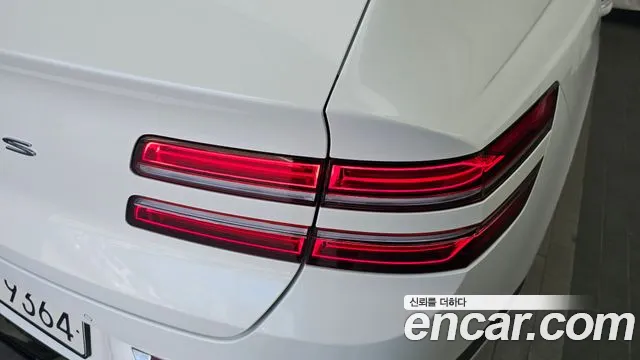 Genesis GV80 2.5T Бензин 2WD — Фото автомобиля 22