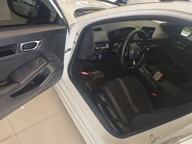 Honda Civic — Фото автомобиля 15