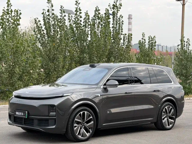 Фотография автомобиля — Li Auto L9