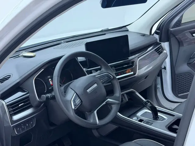 Haval H6 — Фото автомобиля 9