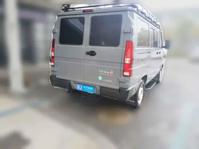 Iveco Daily — Фото автомобиля 5