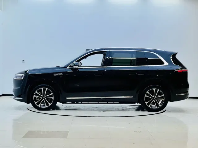 Aito M7 — Фото автомобиля 4