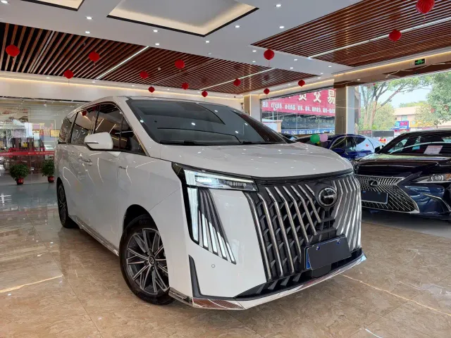 GAC Trumpchi M8 — Фото автомобиля 3