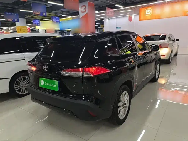Toyota Corolla Cross — Фото автомобиля 6