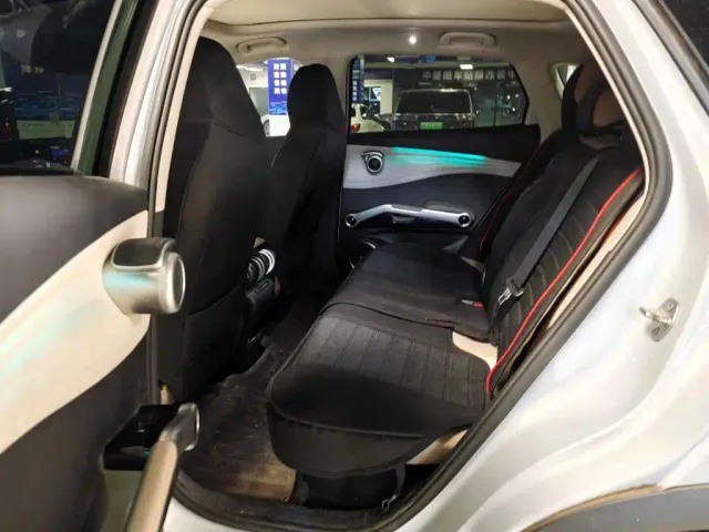BYD Yuan PLUS — Фото автомобиля 11