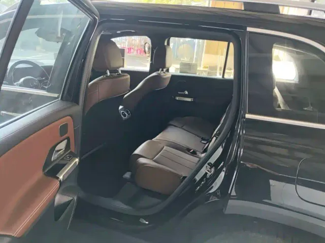 Mercedes-Benz EQB — Фото автомобиля 6