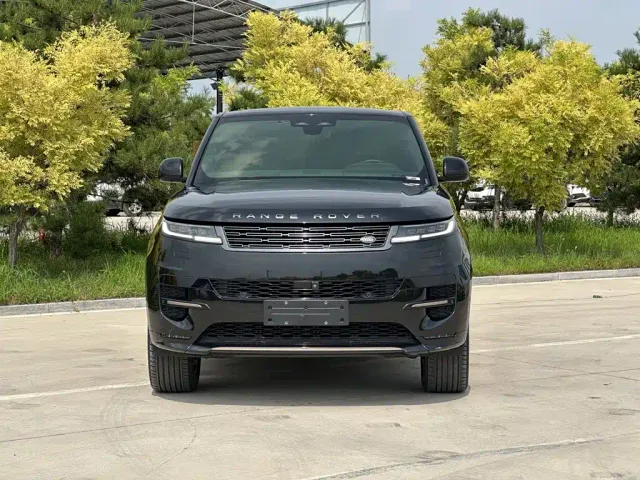 Land Rover Range Rover Sport — Фото автомобиля 2