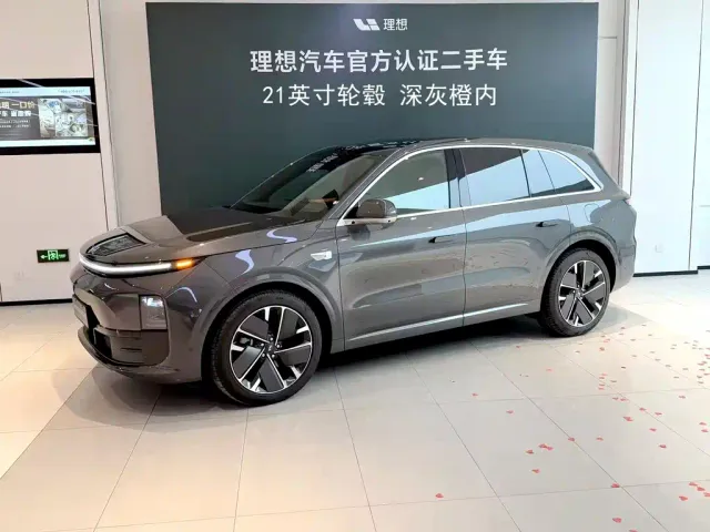 Фотография автомобиля — Li Auto L6