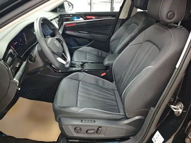 Volkswagen Passat — Фото автомобиля 14
