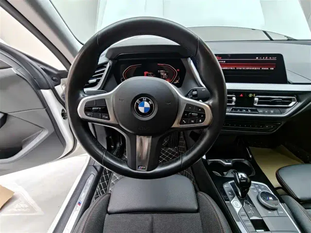 BMW 2 Series — Фото автомобиля 17