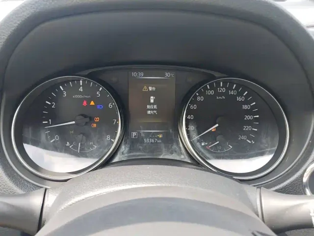 Nissan Qashqai — Фото автомобиля 11