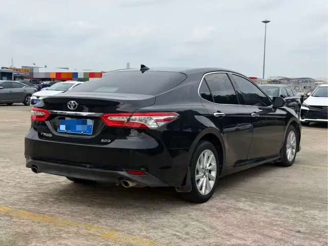 Toyota Camry — Фото автомобиля 7