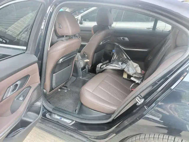 BMW 3 Series — Фото автомобиля 6