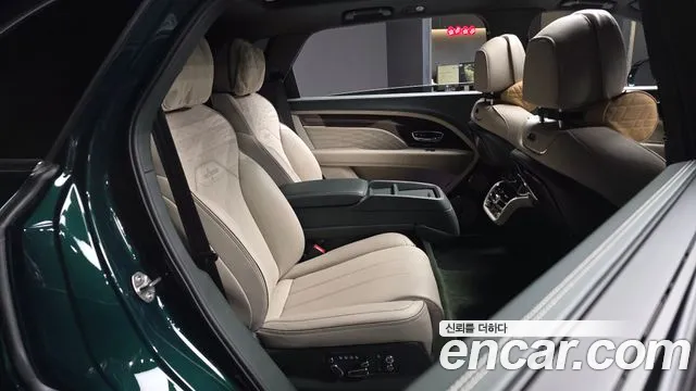 Bentley Bentayga Bentayga 4.0 V8 EWB First Edition — Фото автомобиля 12