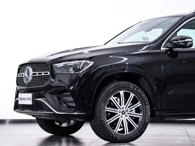 Mercedes-Benz GLE-Class — Фото автомобиля 5