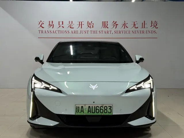 Arcfox Alpha S5 — Фото автомобиля 2