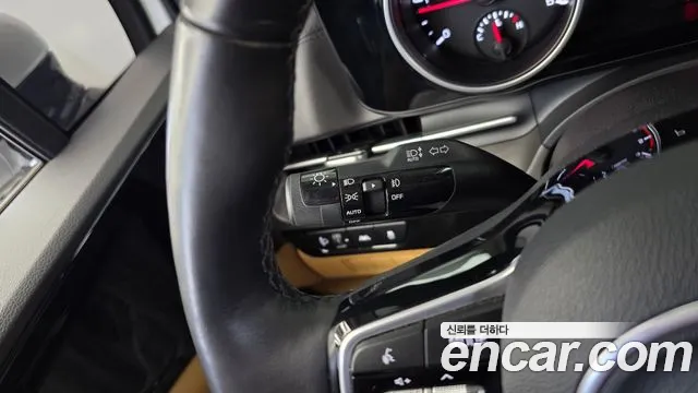 Kia Canival Carnival 4 поколение Дизель 9 мест Prestige — Фото автомобиля 27