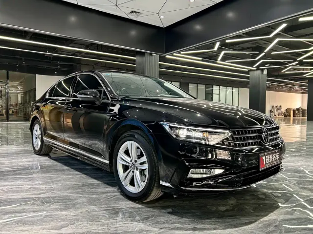 Volkswagen Magotan — Фото автомобиля 3