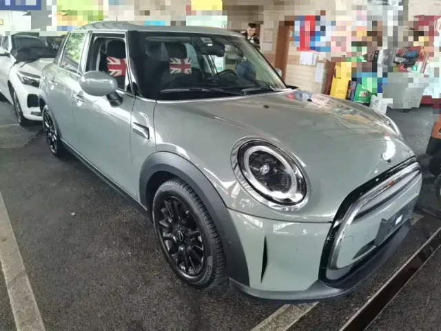MINI Hatch — Фото автомобиля 3