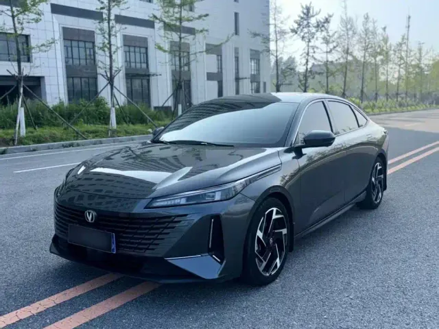 Changan Lamore — Фото автомобиля 12