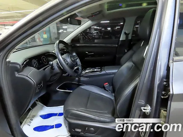 Hyundai Tucson Tucson (NX4) Бензин 1.6 турбо 2WD — Фото автомобиля 6